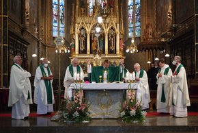 Gottesdienst in der Basilika